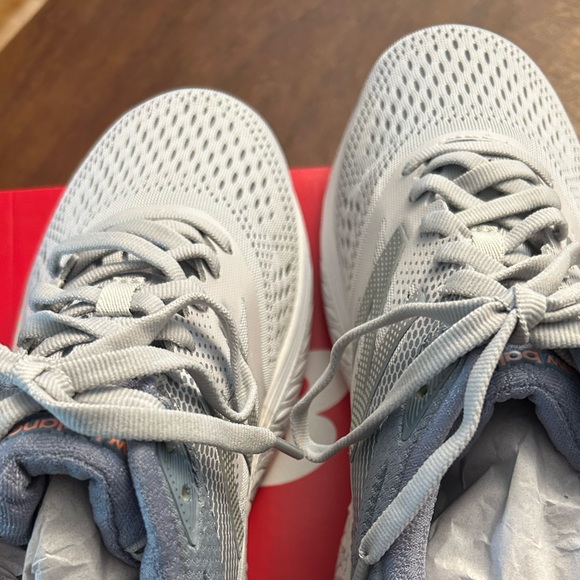 New Balance Women's Gray Running Shoes- New in Box size 8 medium width - Picture 2 of 16